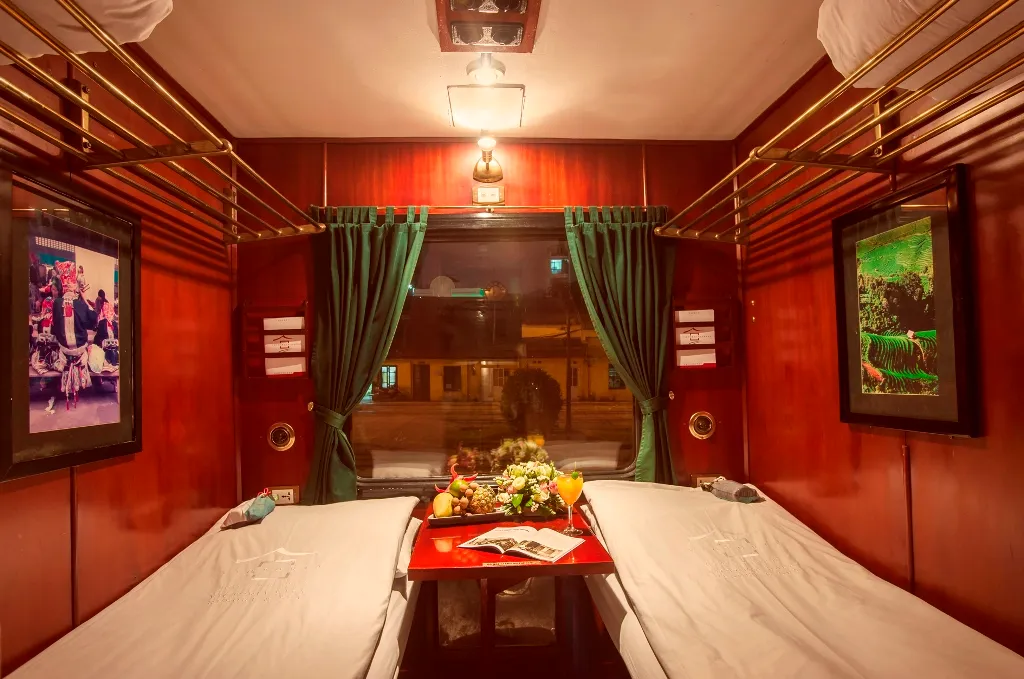 Orient Express - Hanoi Sapa Train