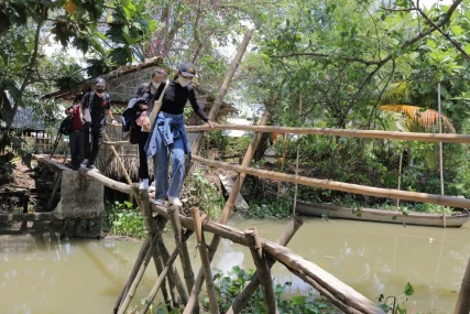 cồn sơn